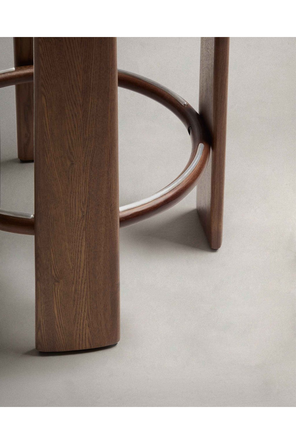 Granite 75 Walnut Barová Stolička 9 Granite 75 Walnut Barová Stolička – Obrázok 9
