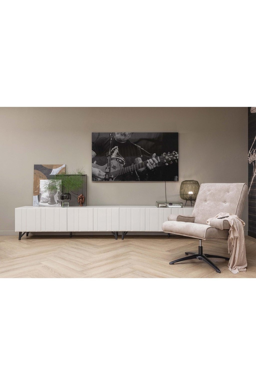 Miller Tv Stolík 2 Miller Tv Stolík – Obrázok 2