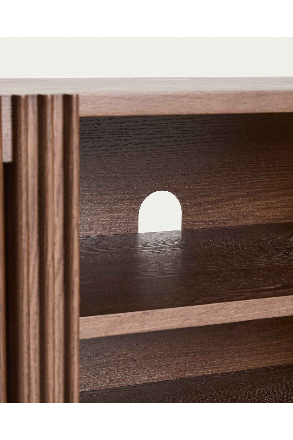 Beyla Walnut Tv Stolík 4 Beyla Walnut Tv Stolík – Obrázok 4