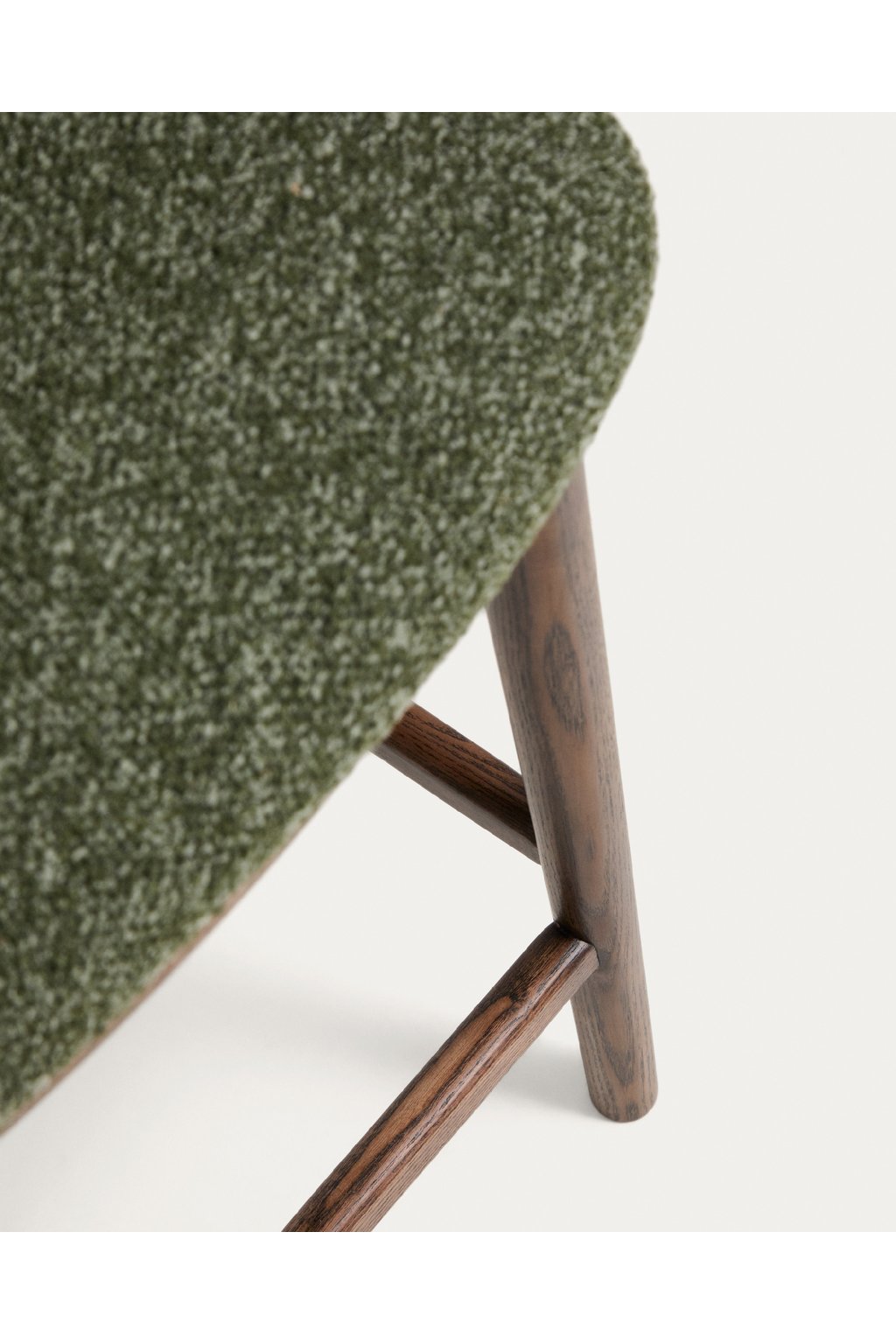 Ciselia Chenille Walnut Pultová Stolička 6 Ciselia Chenille Walnut Pultová Stolička – Obrázok 6
