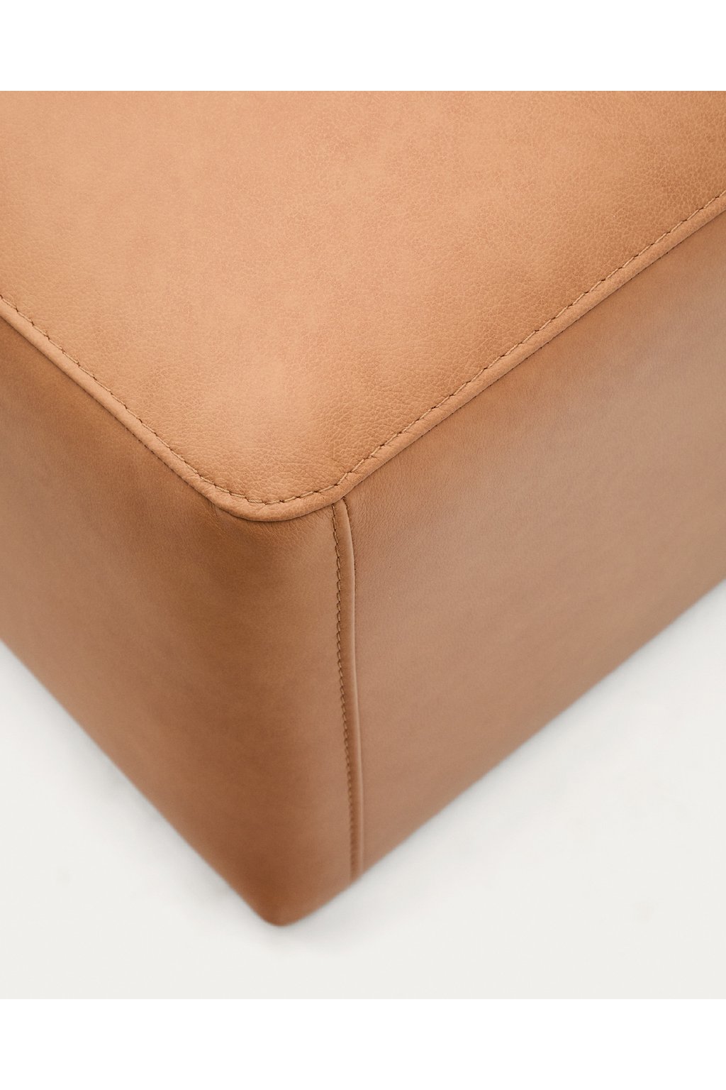 Blok Leather Taburet 1 Blok Leather Taburet
